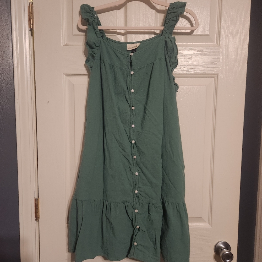Sleeveless Green Dress
